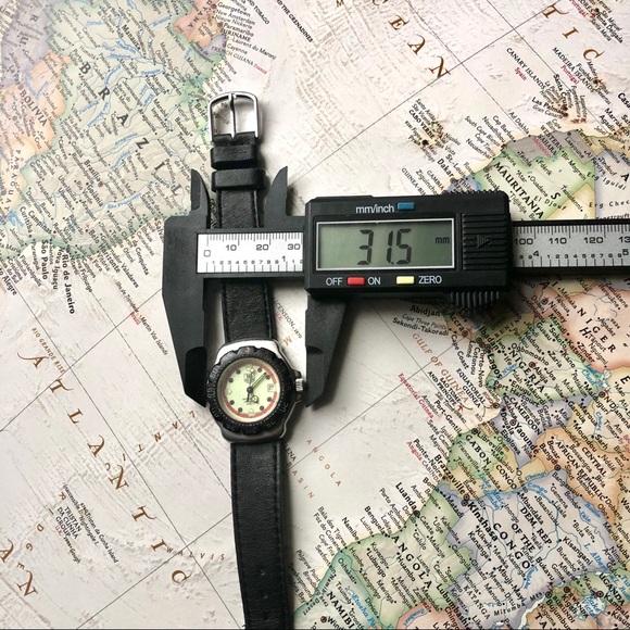 Tag Heuer 371.508 Formula 1 Professional 200 Meter - Picture 3 of 14